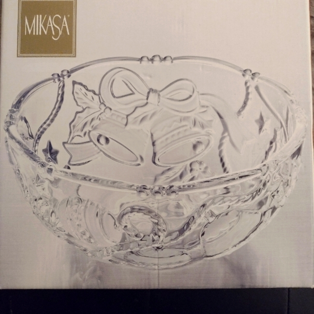 Mikasa Crystal Christmas Bells Serving Bowl